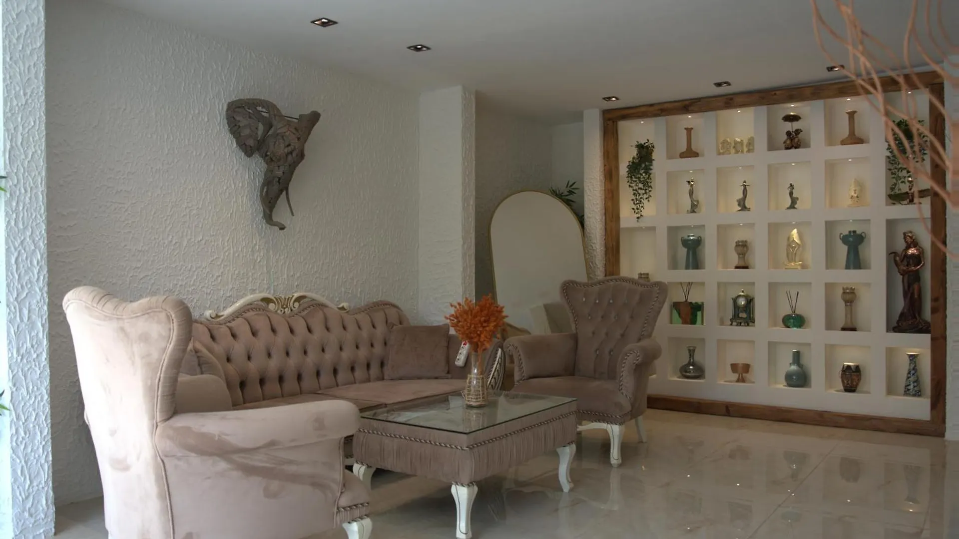 Collesium Garden Aparthotel Antalya