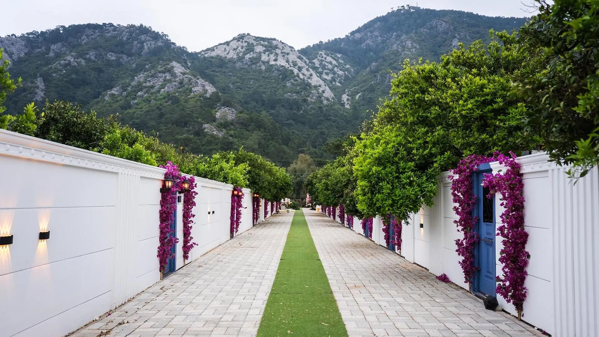 Collesium Garden Aparthotel Antalya