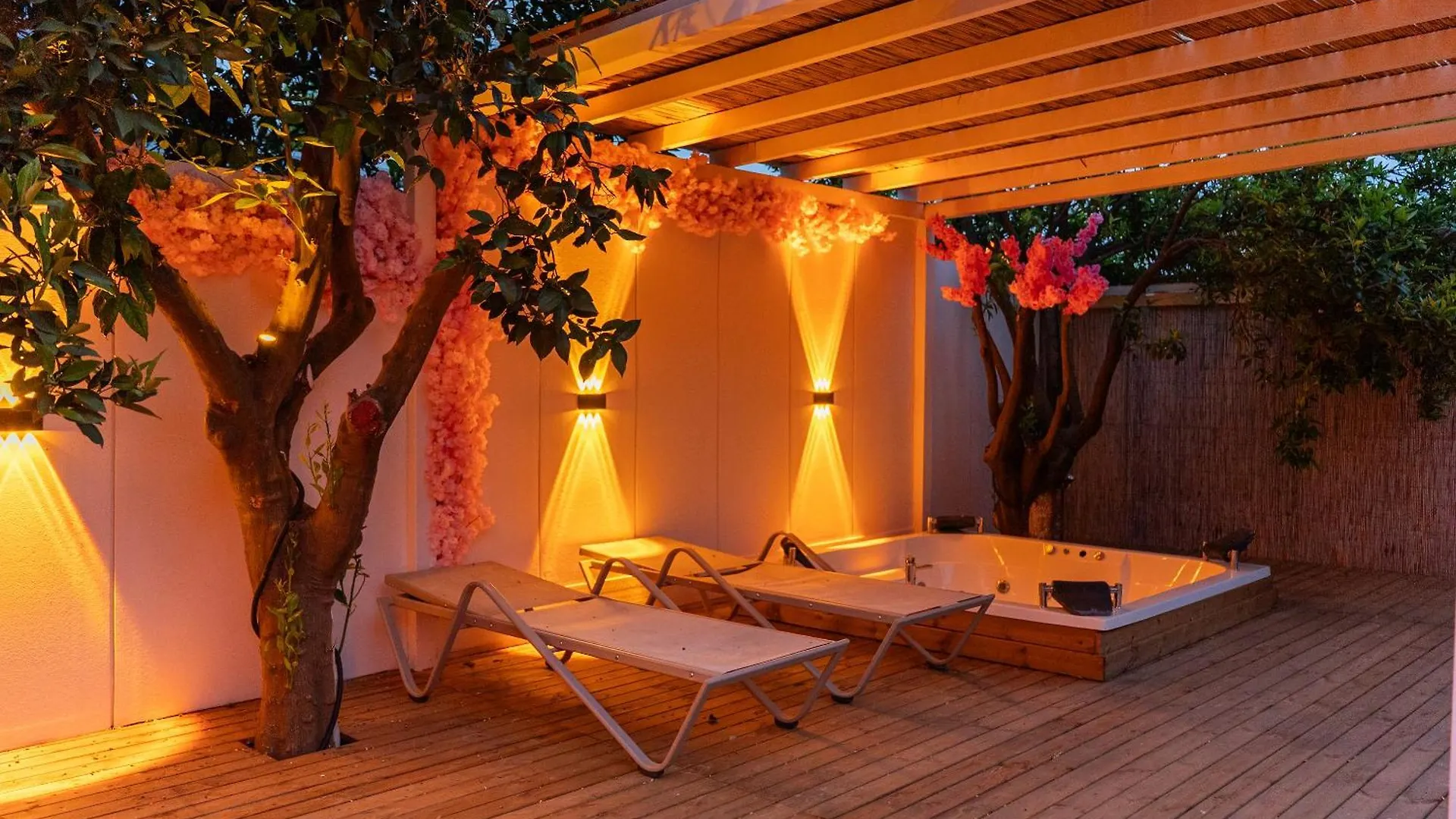 Collesium Garden Aparthotel Antalya